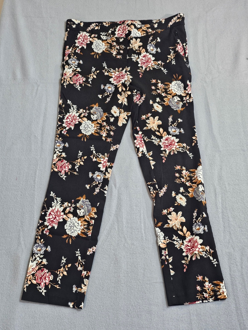 #148 Jules & Leopold Black Floral Straight Leg Pants – Size Medium